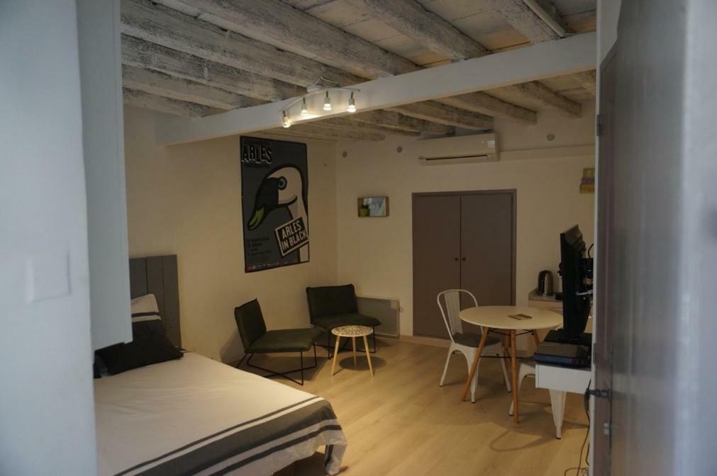 ארל Studio Typique Et Cosy Climatise. מראה חיצוני תמונה